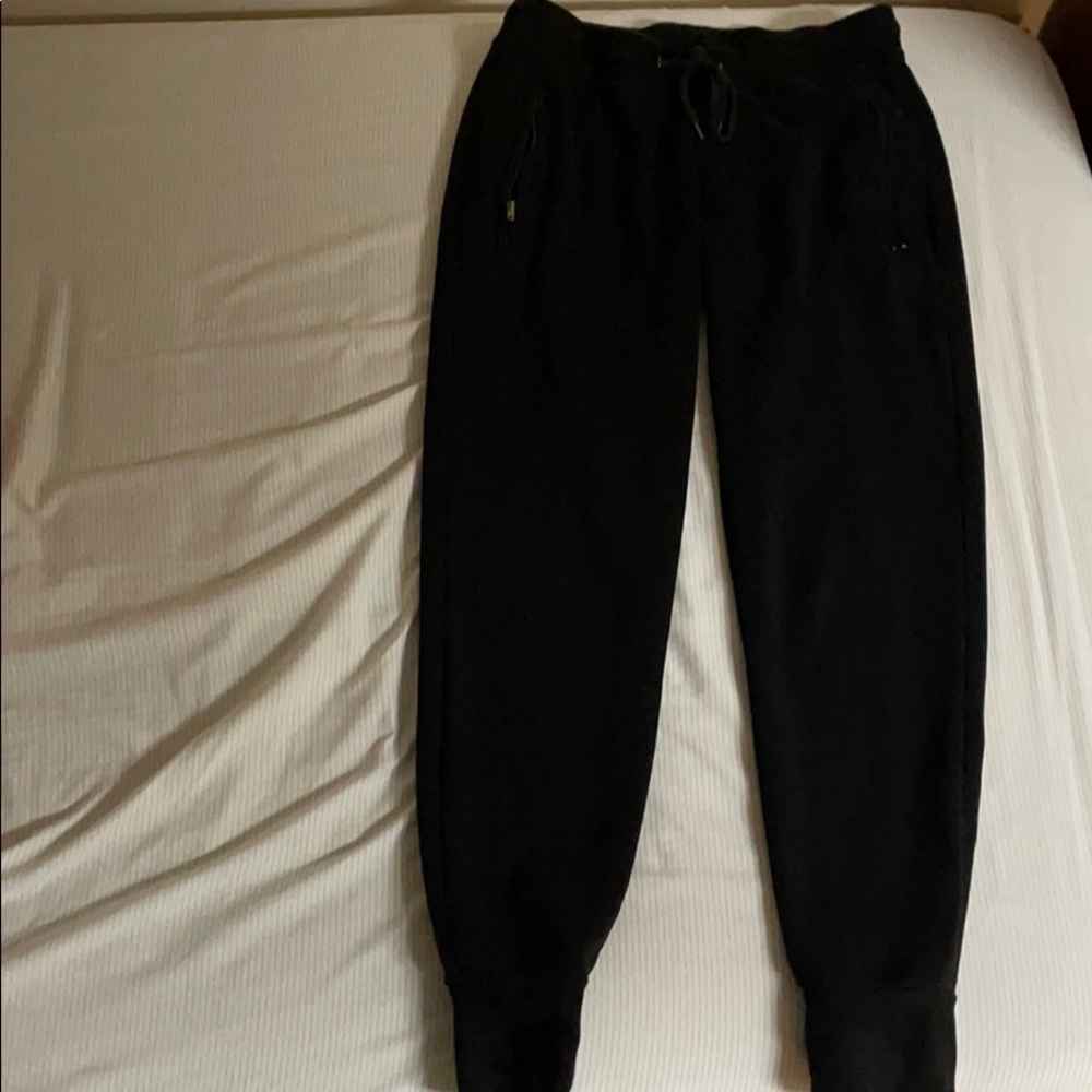 Black women’s sport pants